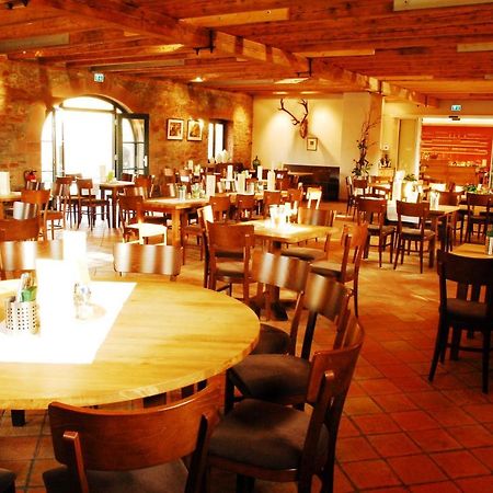 Kaefernberg - Weinhotel อัลเซเนา อิน อุนเทอร์ฟรานเคน ภายนอก รูปภาพ