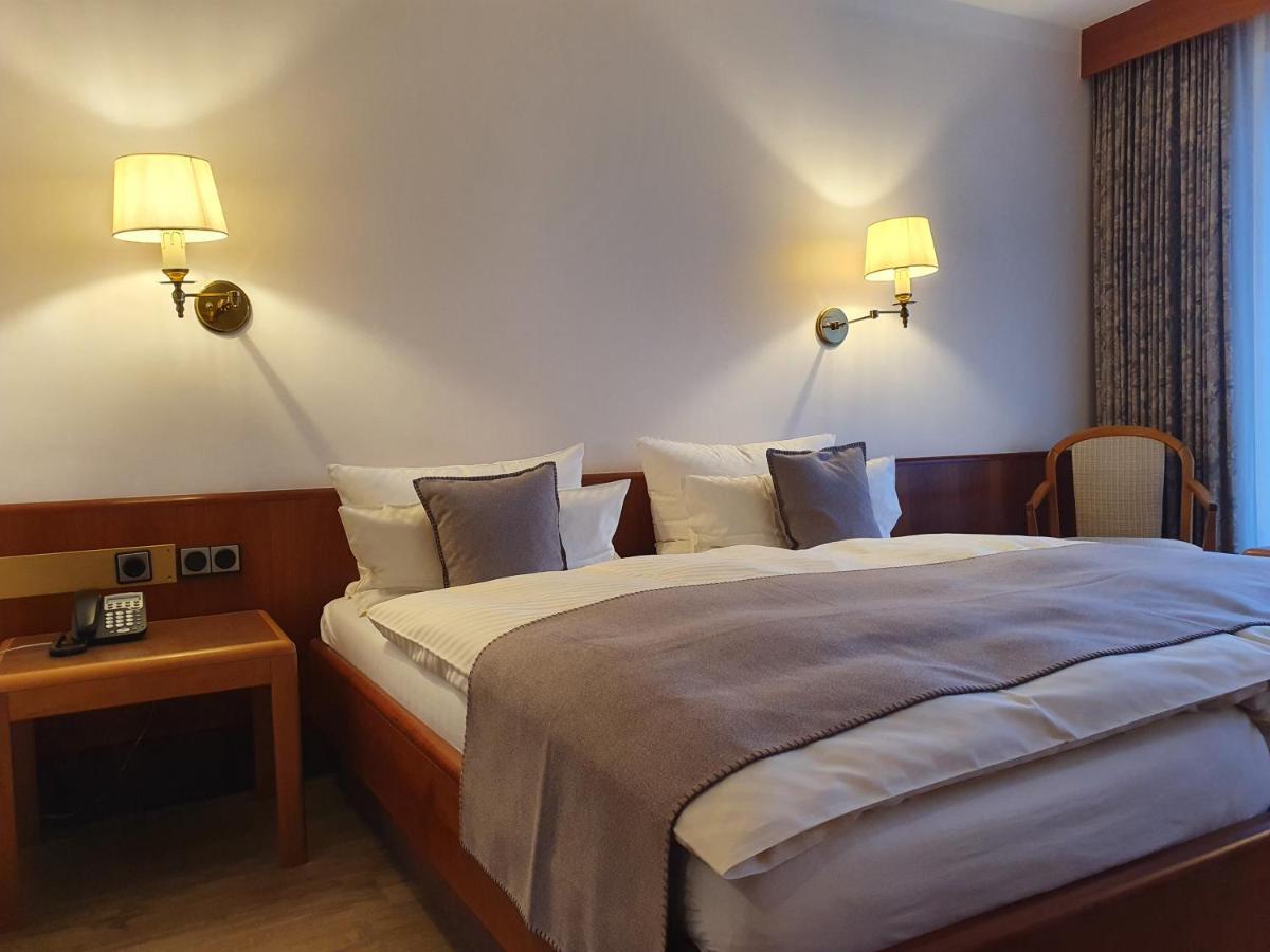 Kaefernberg - Weinhotel อัลเซเนา อิน อุนเทอร์ฟรานเคน ภายนอก รูปภาพ