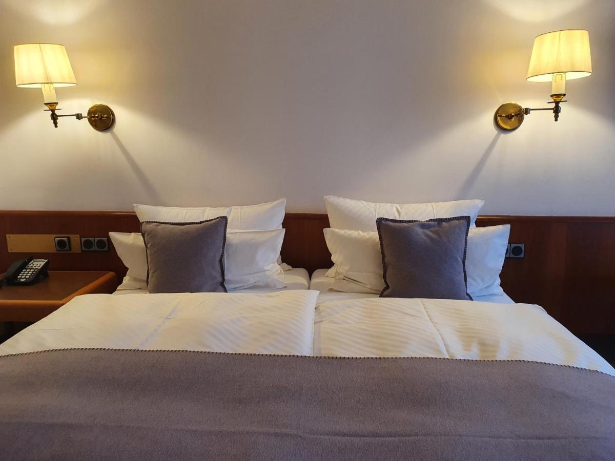 Kaefernberg - Weinhotel อัลเซเนา อิน อุนเทอร์ฟรานเคน ภายนอก รูปภาพ
